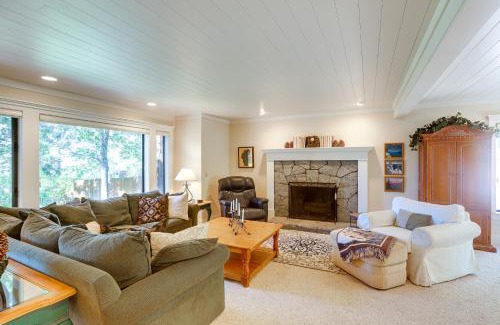 Dollar Point House | 2 Mi to Lake Tahoe Spacious and Serene Retreat!