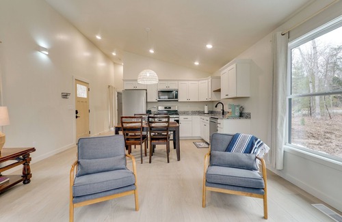 Crossville Cottage | 2 Mi to Lake Tansi & Golf: Modern Cottage!
