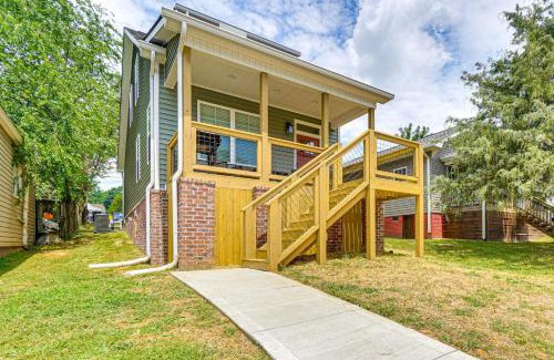 Knoxville House | 2 Mi to UT Modern Retreat with Covered Porch