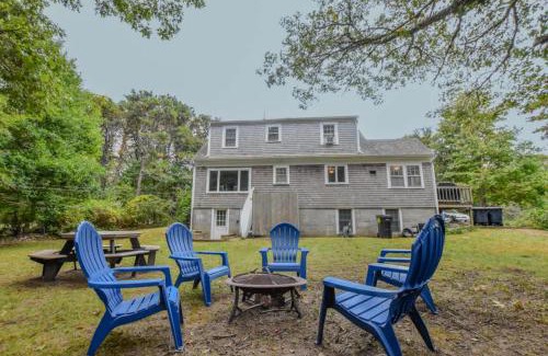 Eastham House | 2 Miles to Nauset & Coast Guard Beach Dog Friendly