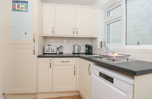 Brixham Cottage | 2 North Furzeham Road