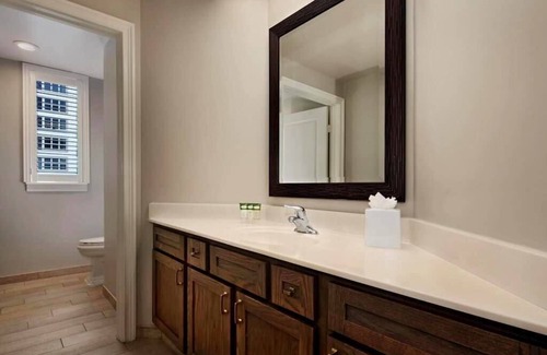 Palm Beach Shores Resort | 2 Ocean Point, Palm Beach Shores Resort & Spa