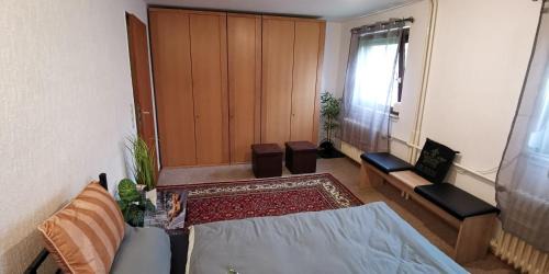 Kassel House | 2 Pers Ferien Wohnung mit privater Küche, Bad, WC und Garten, inkl Gratis Frühstück, Parkplätze und WiFi