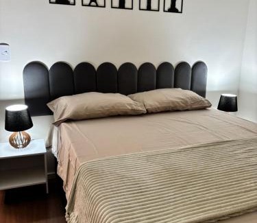 Maringa Apartment | 2 Quartos c Ar, Wi-Fi e conforto perto de tudo