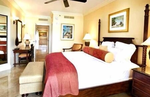 South Side Resort | 2 Ritz Carlton Club Resort & Spa St. Thomas