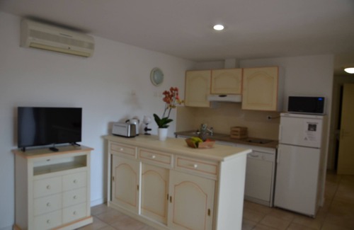 Santa Giulia Apartment | 2-room apartment with terrace - Swimming pool access - Hotel Alivi di santa Giulia