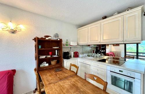 Demi-Quartier Apartment | 2-room apartment with balcony close to the slopes