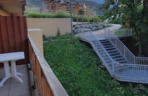 Orcieres-Merlette Apartment | 2-room cabin 6 people, pool, parking, wifi in Orcières Merlette