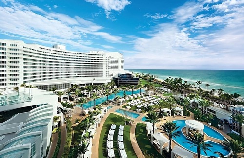 Mid Beach Hotel | 2 Spacious Units, Pets Allowed, Swimming Pools for Both Adult and Kids