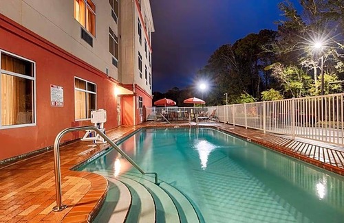 Jacksonville Hotel | 2-Star Hotel ∙ Best Western Plus Cecil Field Inn & Suites