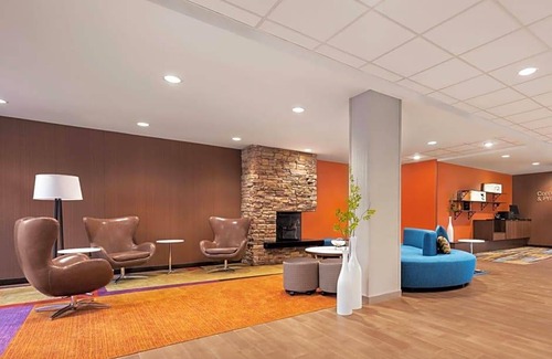 Fifeville Hotel | 2-Star Hotel ∙ Fairfield Inn & Suites by Marriott Charlottesville Downtown/University Area