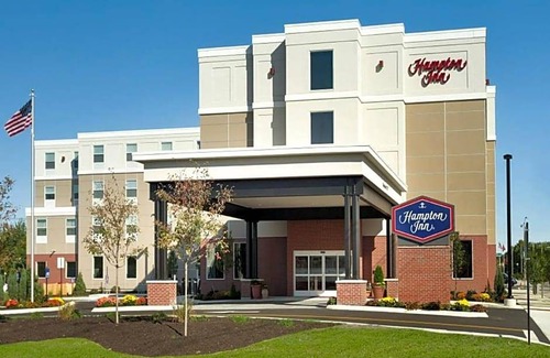 Lewiston Hotel | 2-Star Hotel ∙ Hampton Inn Lewiston-Auburn