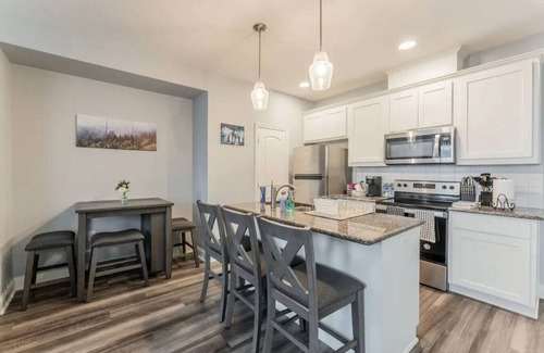 Lewisville House | 2-Story Home w/Private Office + Near Lake
