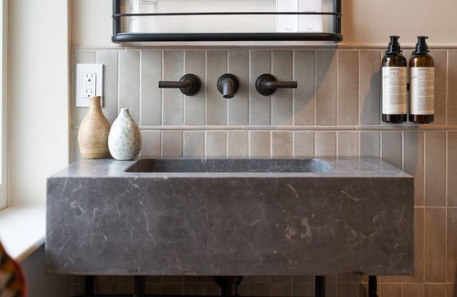 Fishtown Hotel | 2 Stylish Suites in the Heart of Philadelphia – Walk to Rittenhouse & Old City