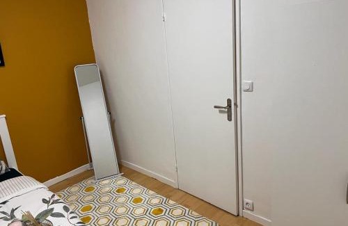 Sucy-en-Brie Apartment | 2 Superbes chambres d hôte dans un appartement avec magnifique vue sur Paris