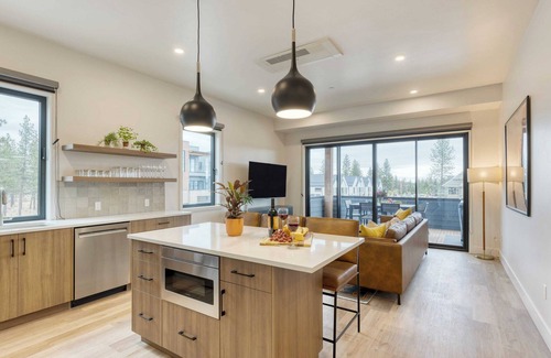 Bend Cottage | 2 Units Minutes to Old Bend Deck + Hot Tub 1216 Skyline Ranch by Avantstay