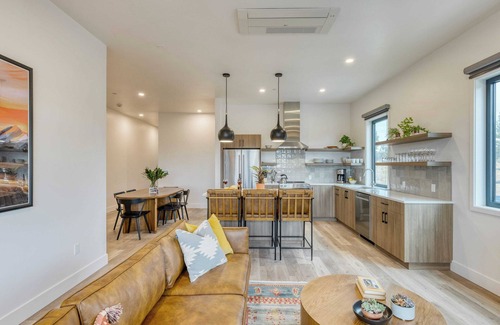 Bend Cottage | 2 Units Minutes to Old Bend Deck + Hot Tub 1216 Skyline Ranch by Avantstay