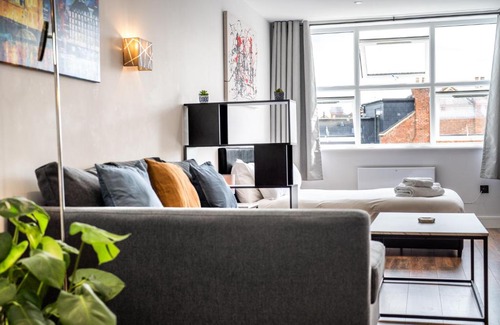 Harlesden Apartment | 2 - West London Brand New Loft