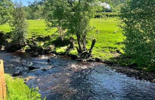 Grosmont House | 2 Whinstone Cottage