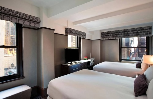 Central Park South Hotel | 2 x Classic Two Double at Park Central Hotel New York