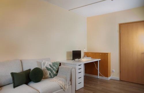 Wedding Apartment | 2-Zimmer City Apartment Berlin Mitte 50m2 - U-Bahn Leopoldplatz by Rooms Berlin