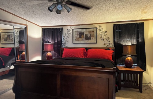 Mustang Ridge House | 20 Year old Country living Home
