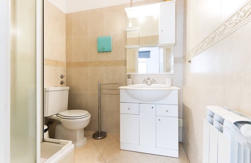 Baixa Resort | 200 m² Private room ∙ 1 bedroom ∙ 2 guests