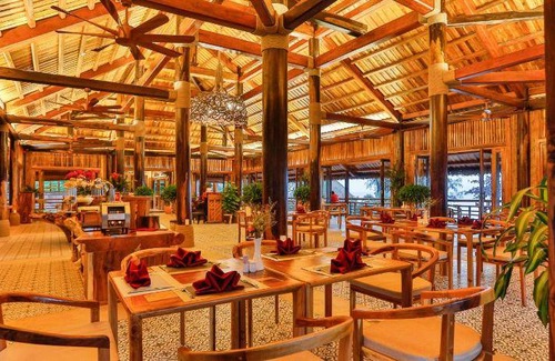 Ong Lang Resort | 200 m² Resort ∙ 3 bedrooms ∙ 127 guests