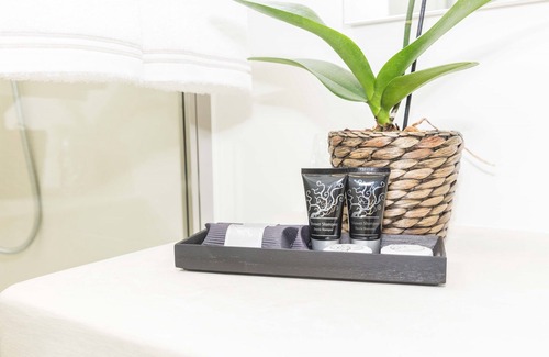 Bari City Centre Bed & Breakfast | 200 Rooms & Terrace