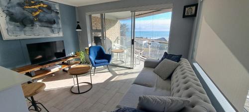 West Beach Apartment | 201 Coral Island, 88 Coral Road, Bloubergstrand