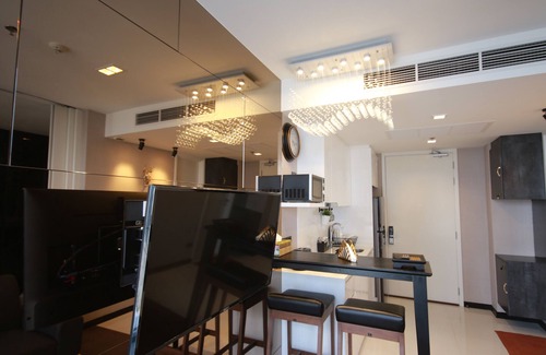 Sathorn Condo | 2019 New!Luxury★BTS&BRT Sathorn/Silom