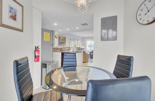 Isle of Palms House | 202 D Port O Call by AvantStay Beach Condo