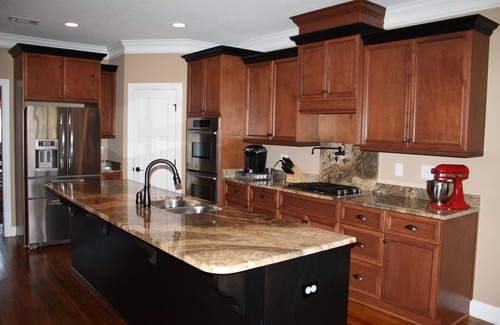 Evans House | 2026 available : 5 BR, 3.5 Bath.