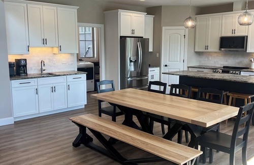 Big Creek House | 2026 Dates Available!