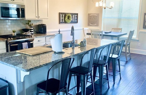 Evans House | 2026 Master’s Rental, 3 Story with pool—Just 12 Miles from the Augusta National