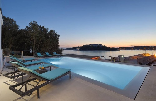 Pjescana Uvala House | 205 m² House ∙ 4 bedrooms ∙ 10 guests