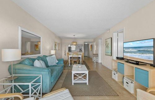 New Smyrna Beach Apartment | 208 - Poolside 2 BR Great Ocean View
