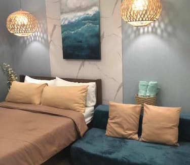 San Fernando Apartment | 20th floor Studio with 2 BEDS,Hi-Speed WIFI, NETFLIX,WIFI,YTpremium,Games,Washer,Kitchen,HIghFloor,BALCONY - RIENZI' HIRAYA AT AZURE NORTH
