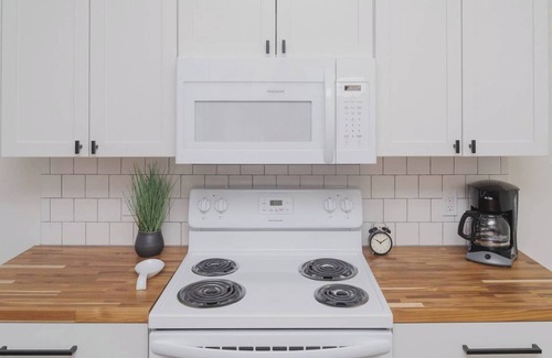 Brady Arts District House | 21 1/2 Boutique Hotel Unit 3-2