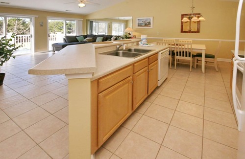 Calabash House | 2108 Commons II