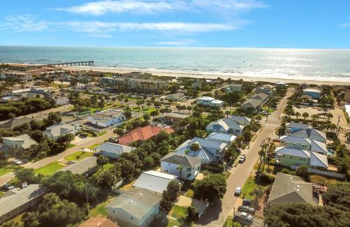 St. Augustine Beach House | 212 Beach Getaway