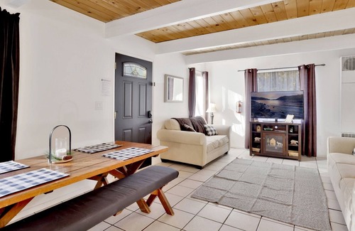 Sugarloaf Ski Chalet | 2139-sweet Maple Cabin 3 Bedroom Home by Redawning