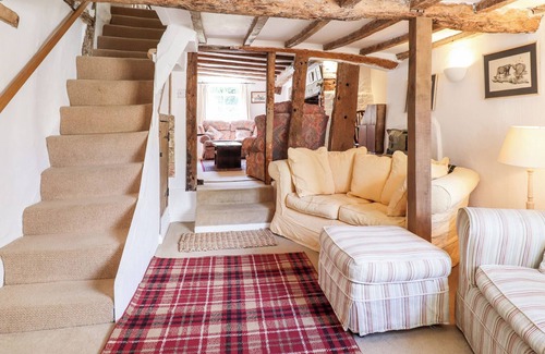 Halstead Cottage | 22 CHURCH PONDS, pet friendly, with open fire in Castle Hedingham