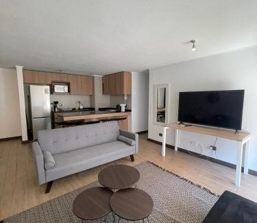 Las Condes Apartment | 22 ,Costado Clinica Las Condes ,6 Personas