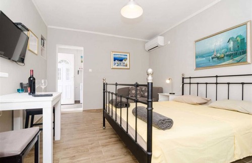 Okuklje Apartment | 22 m² Studio flat ∙ 1 bedroom ∙ 2 guests