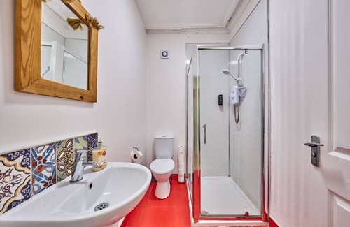 Londonderry House | 22 The Square
