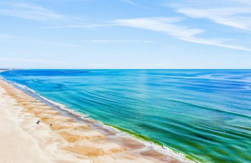 Fernandina Beach Apartment | 226 Sandcastles King Suite