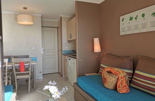 Cannes La Bocca Apartment | 23 m² Studio flat ∙ 1 bedroom ∙ 4 guests