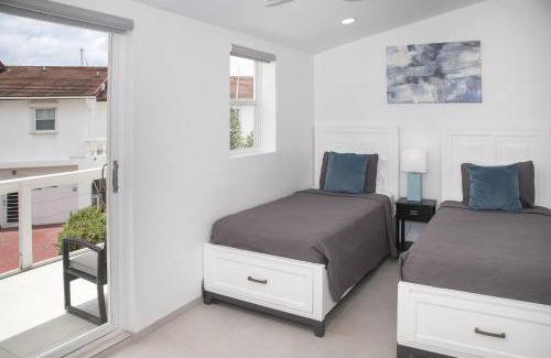 Jolly Harbour House | 232D South Finger