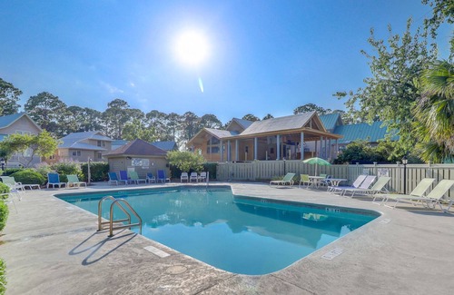 Sea Pines House | 233 Beachside Homes